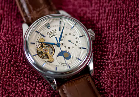 Buy Watches Online in Toledo, OH